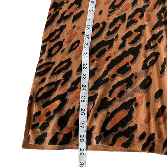 Bob Mackie sweater/cardigan Animal Print wearable art,  button front , size XL - Picture 6 of 7